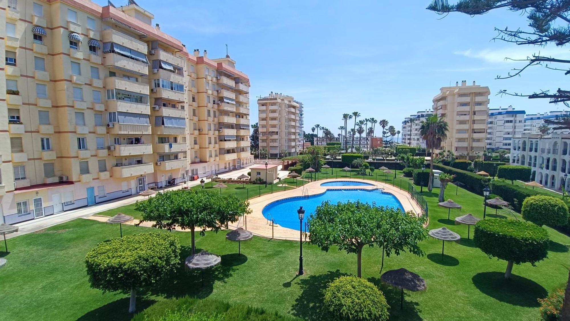Andalucia Beach & Garden Apartment Benalmadena Exterior photo